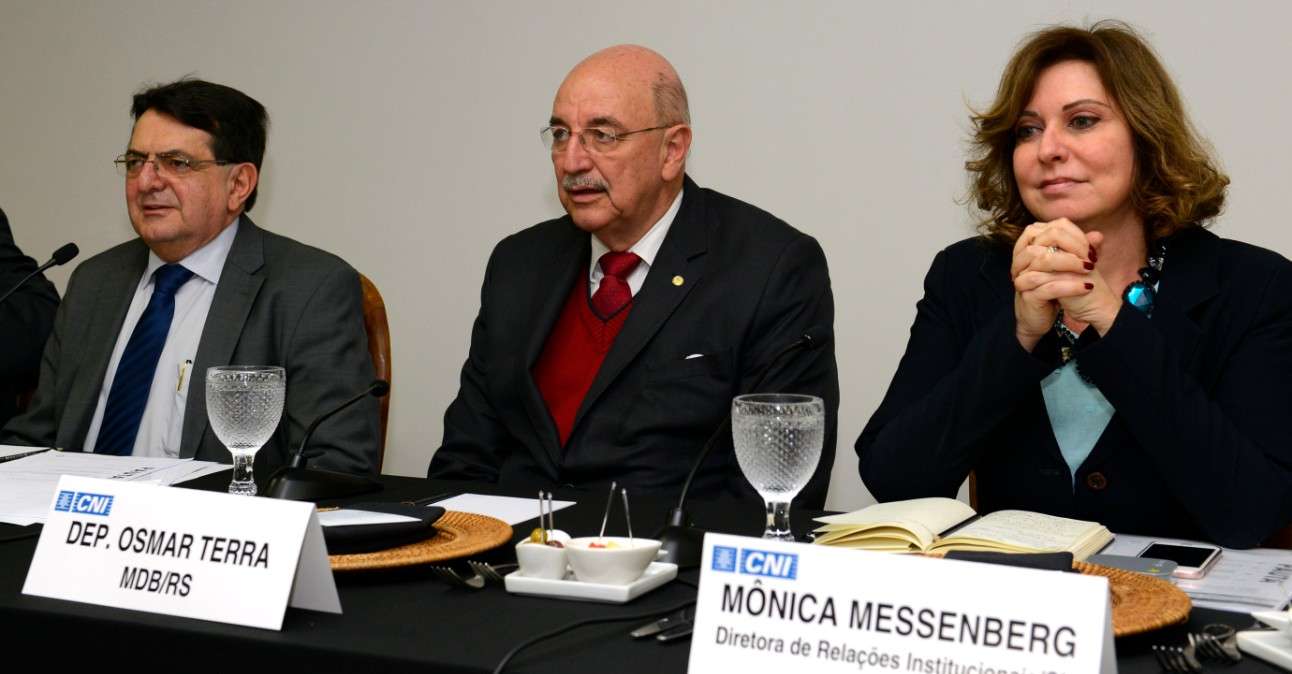 Conselho Legislativo da CNI debate impactos do tabelamento do frete