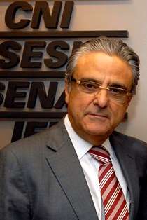 Artigo do Presidente da CNI trata da nova rotulagem na área de alimentos