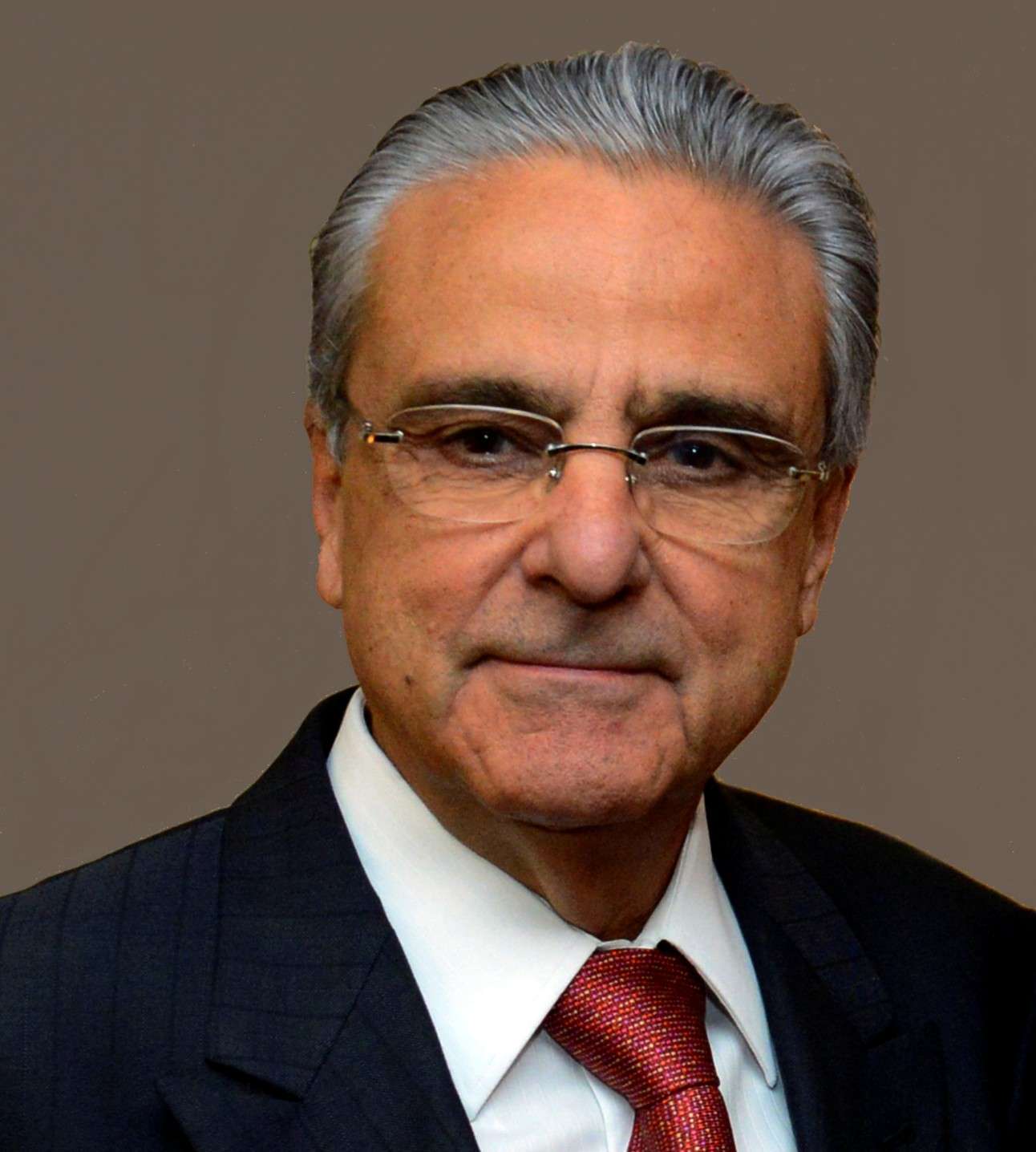Artigo do presidente da CNI: “Os danos da insegurança jurídica para a economia”