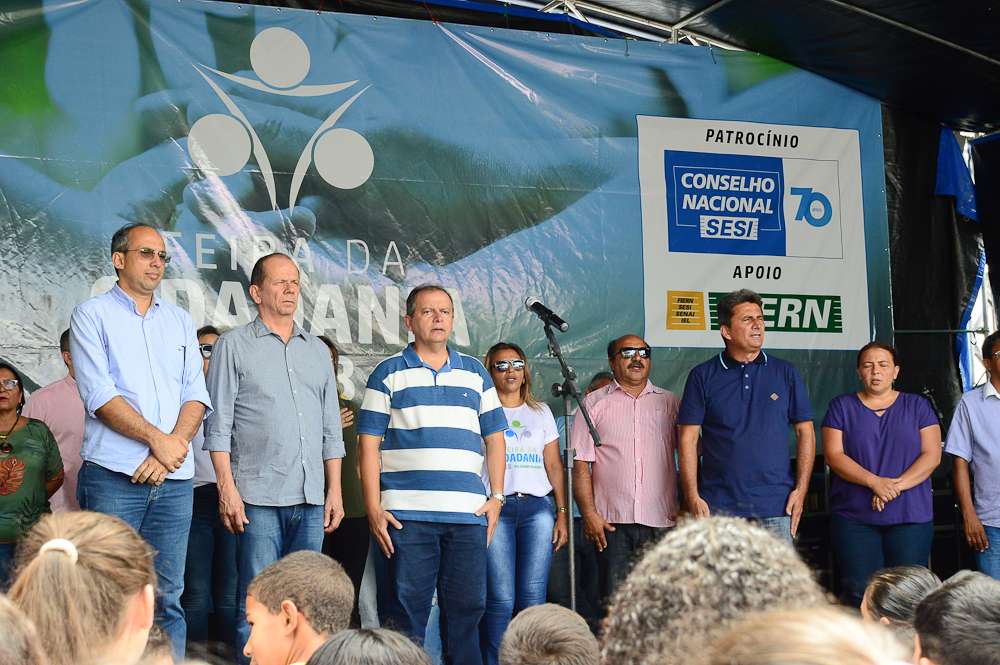 Feira da Cidadania disponibiliza serviços para a população Acari