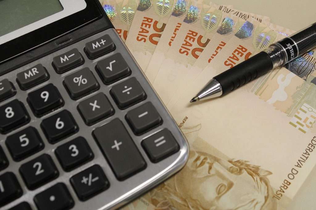 Mercado reduz de 4,40% para 4,23% estimativa de inflação para 2018