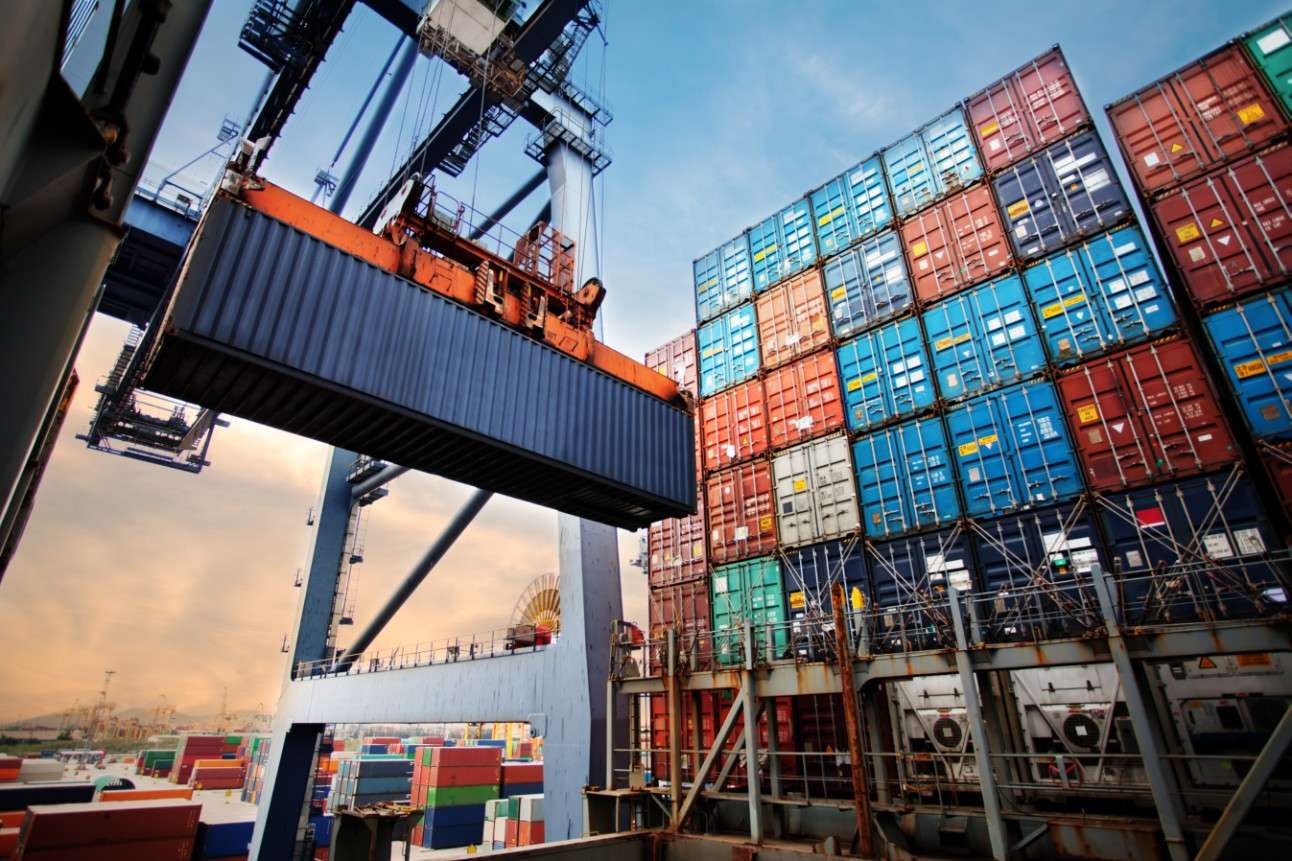 Entraves às exportações vão de problemas macroeconômicos até dia a dia das empresas