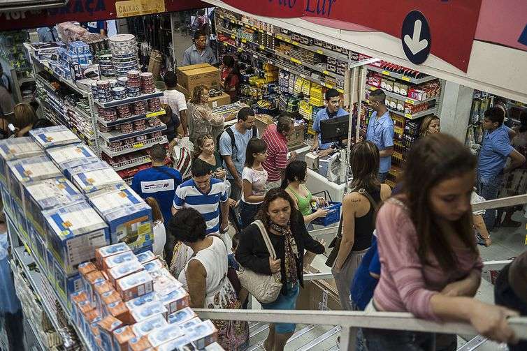 Inflação oficial medida pelo IBGE (IPCA) fecha 2018 em 3,75%