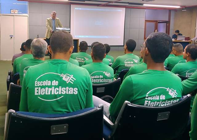 Primeira turma de Eletricistas de Rede de Distribuição é certificada pelo CTGAS-ER