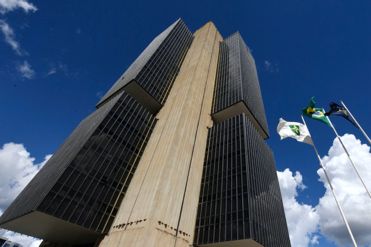Avanço das reformas permitirá novas quedas nos juros, afirma presidente da CNI