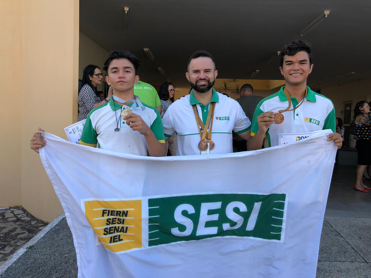 Alunos da SESI Escola conquistam quatro medalhas na Olimpíada Nacional de Ciências