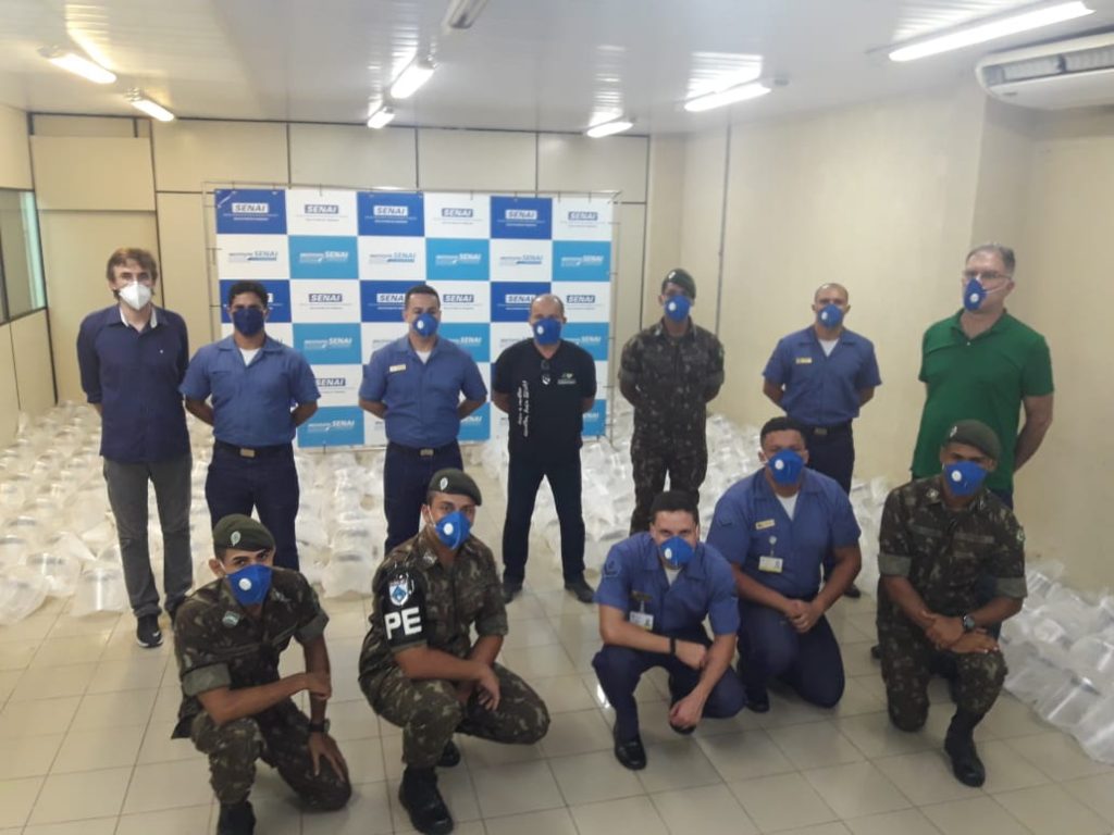 SENAI e Projeto Soldado Cidadão se unem para confeccionar máscaras face shield