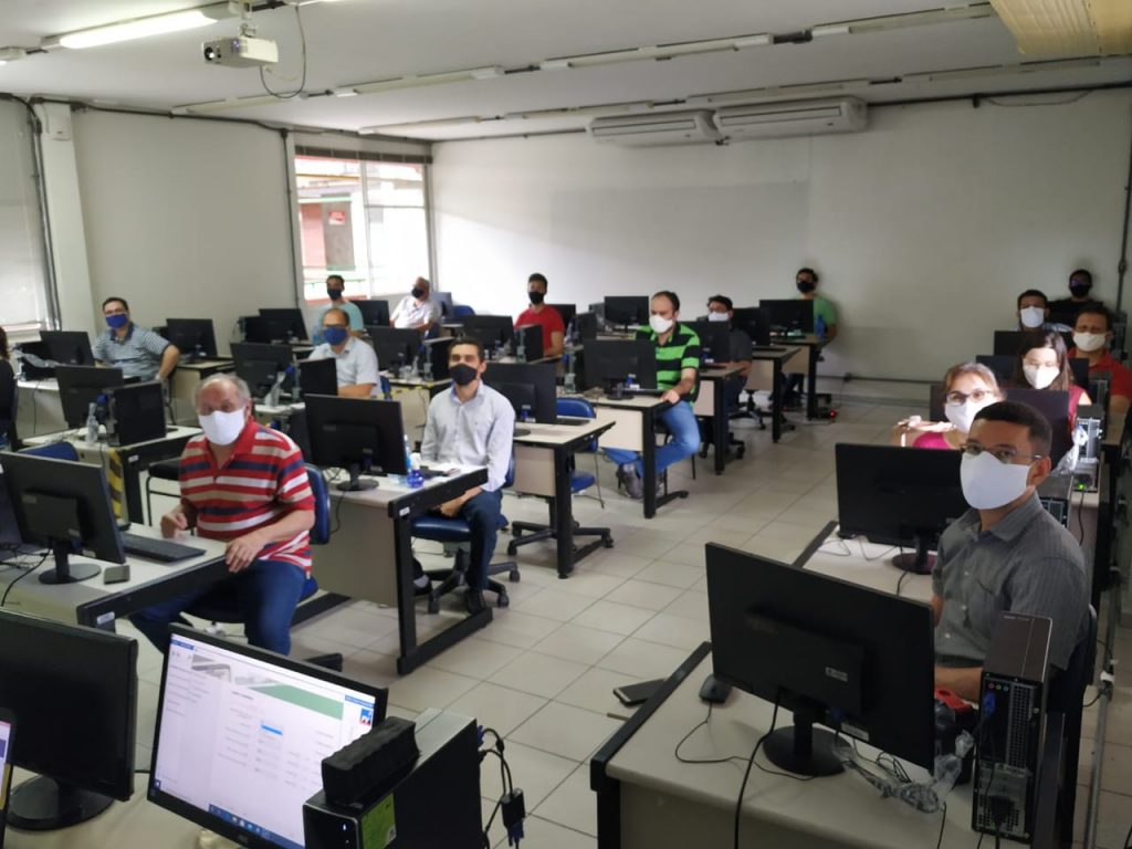 SENAI/CTGAS-ER realiza curso de Projeção e Montagem de Sistemas Fotovoltaicos – Geração Distribuída