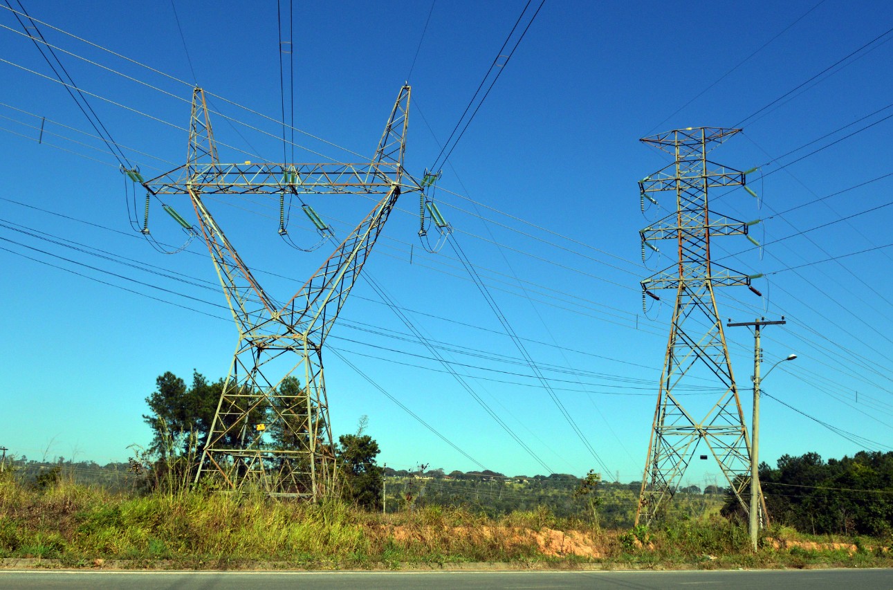 Conselho de Infraestrutura da CNI defende redução de encargos na conta de energia
