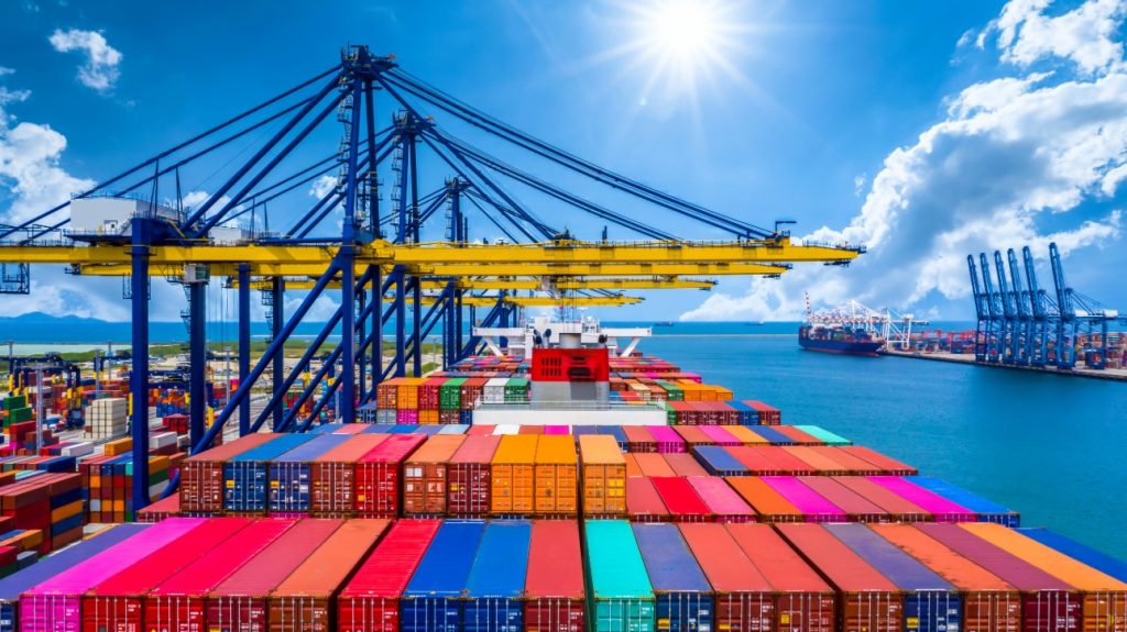 PEC sobre crédito no exterior pode inviabilizar financiamentos à exportação, avalia CNI