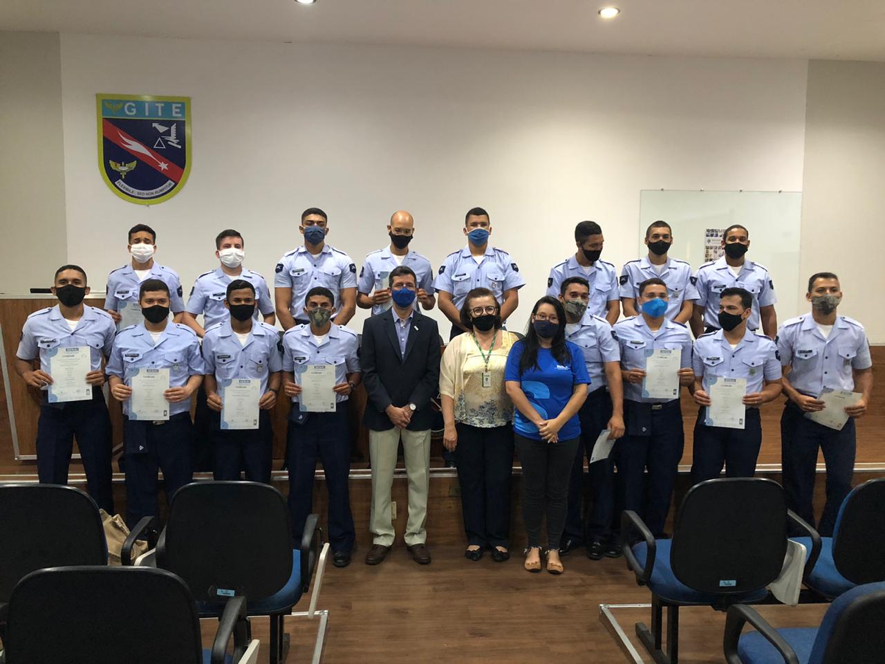 Jovens militares recebem certificados de cursos do SENAI-RN