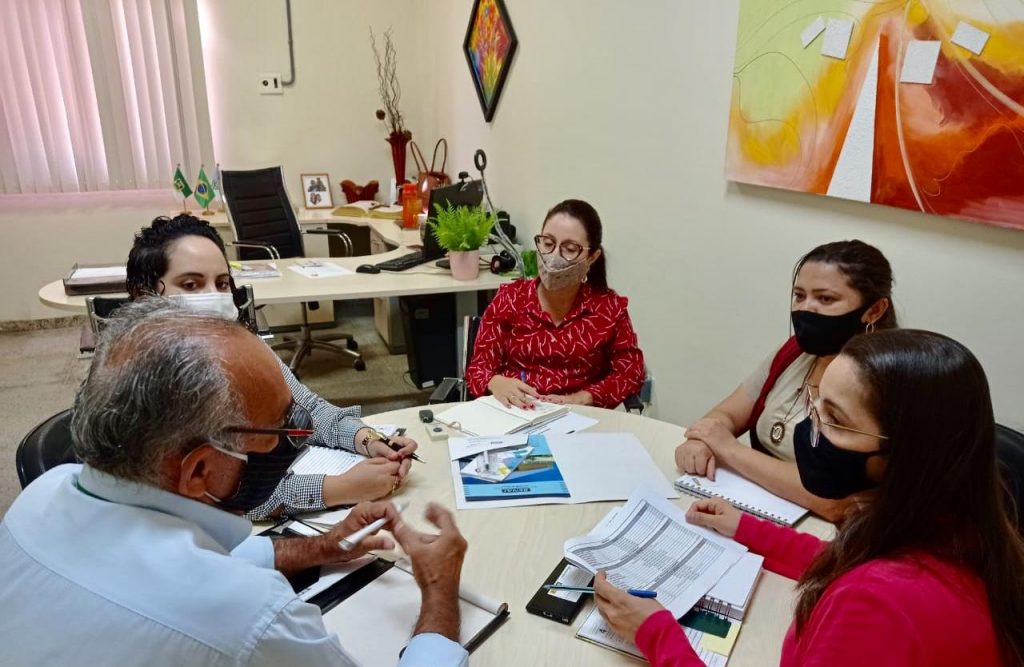 SENAI Ítalo Bologna se reúne com secretária de Desenvolvimento Social de Mossoró