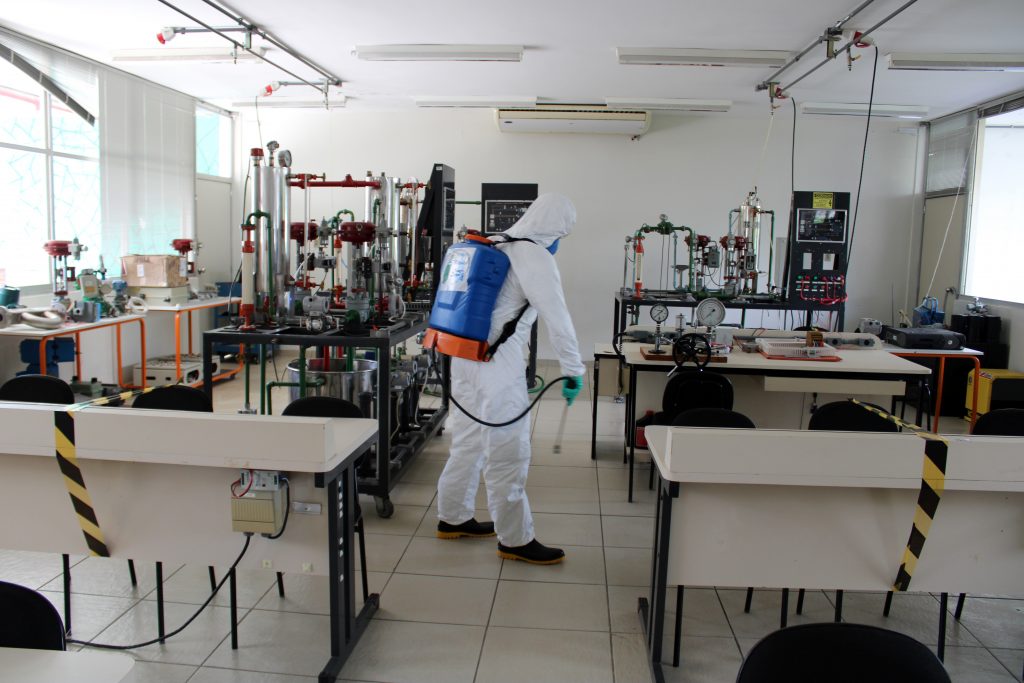 Marinha realiza desinfecção do CTGAS-ER e do Instituto SENAI de Inovação
