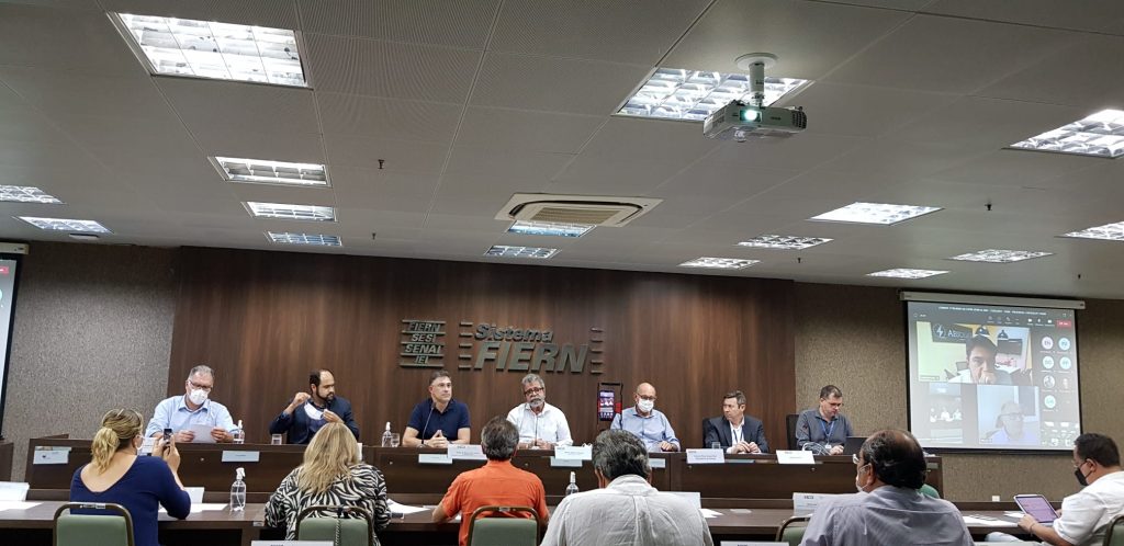 Comissão de Energias Renováveis da FIERN discute de licenciamentos a novo decreto do offshore na primeira reunião do ano
