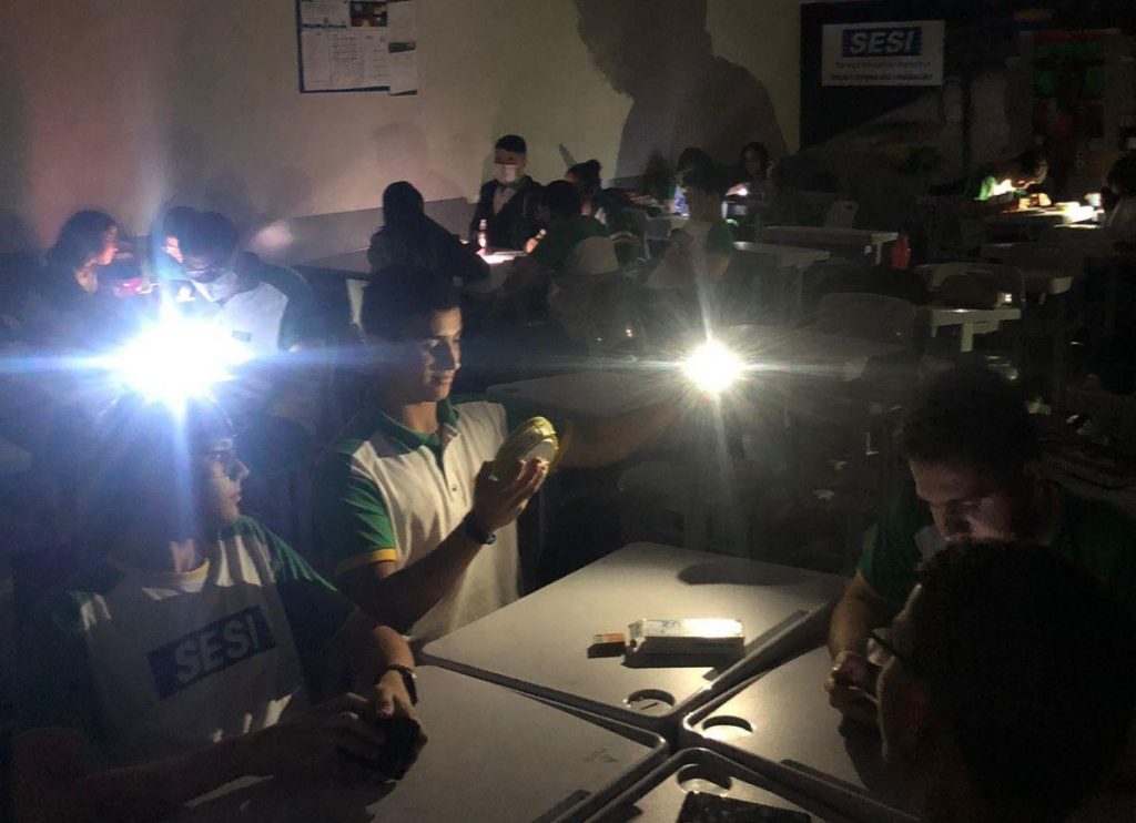 Alunos da SESI Escola RN se preparam para o Desafio Labdisc de laboratórios portáteis