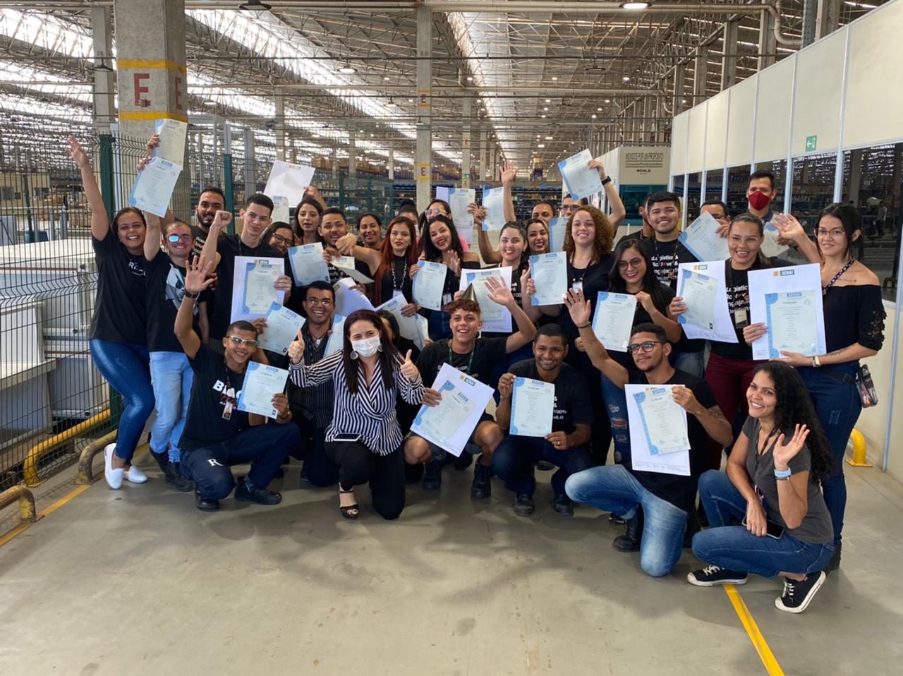 SENAI-RN entrega certificados aos concluintes do Curso de Assistente de Logística da Guararapes