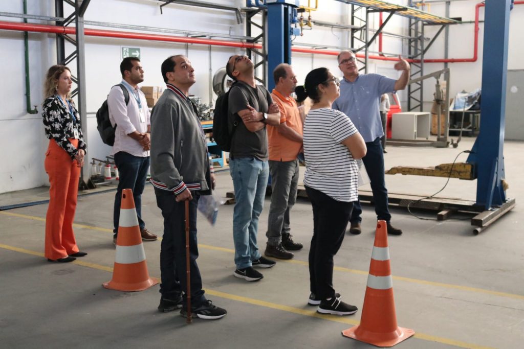 Empresários da cadeia produtiva de Petróleo e Gás do Espírito Santo visitam Hub de Inovação e Tecnologia do SENAI-RN