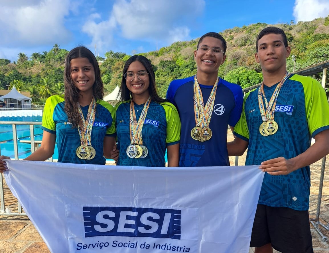 Alunos da SESI Escola RN são destaque na natação dos Jogos Escolares JERNS 2022