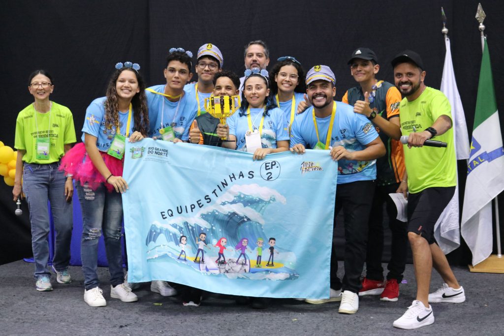 Equipestinhas, de Baía Formosa, é bicampeã da etapa regional do Torneio SESI de Robótica