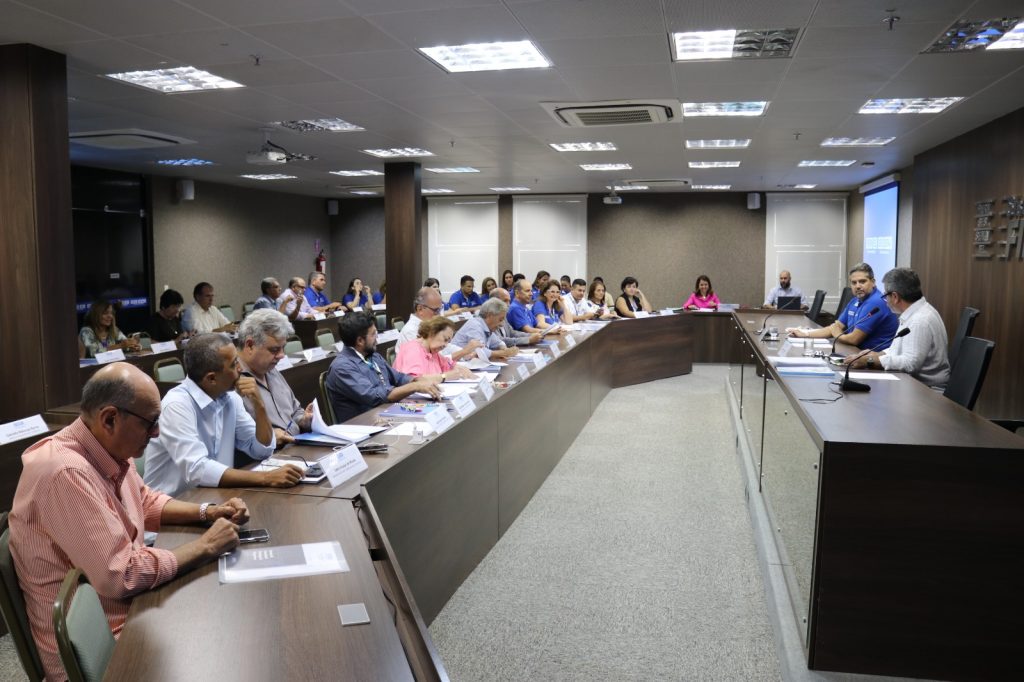 Em reunião do Conselho, superintendente do SESI-RN destaca resultados de 2022 e desempenho de alunos no SiSU