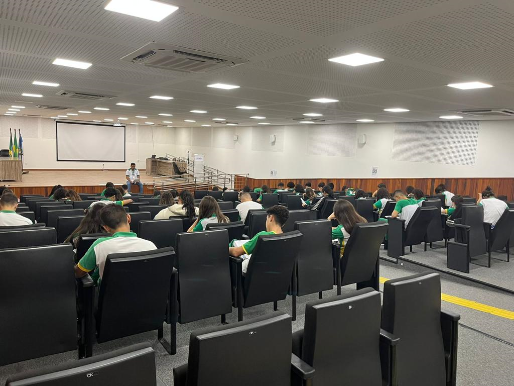Alunos da SESI Escola Mossoró participam da Olimpíada Canguru de Matemática