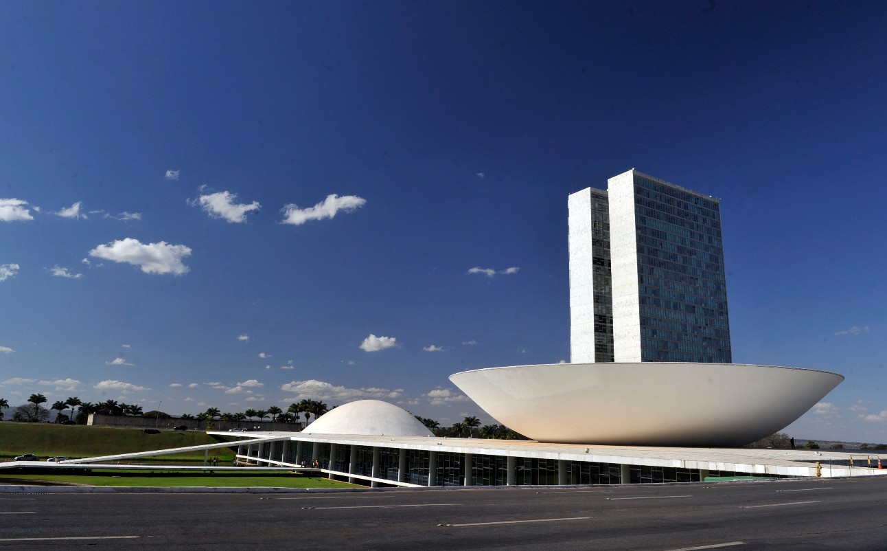 Como o Congresso pode ajudar no crescimento da economia, mostra CNI