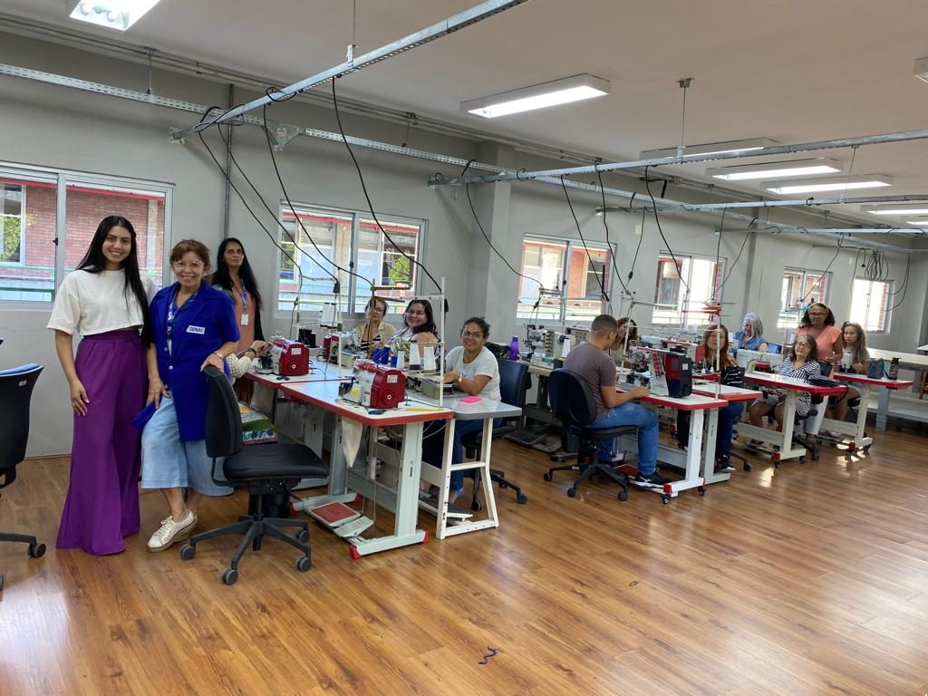 Em parceria com a FAB, SENAI Moda inicia curso de Costureiro Industrial do Vestuário