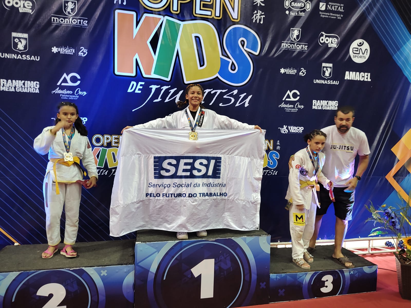 Aluna da SESI Escola SGA conquista 1º lugar no Open Kids de Jiu Jitsu