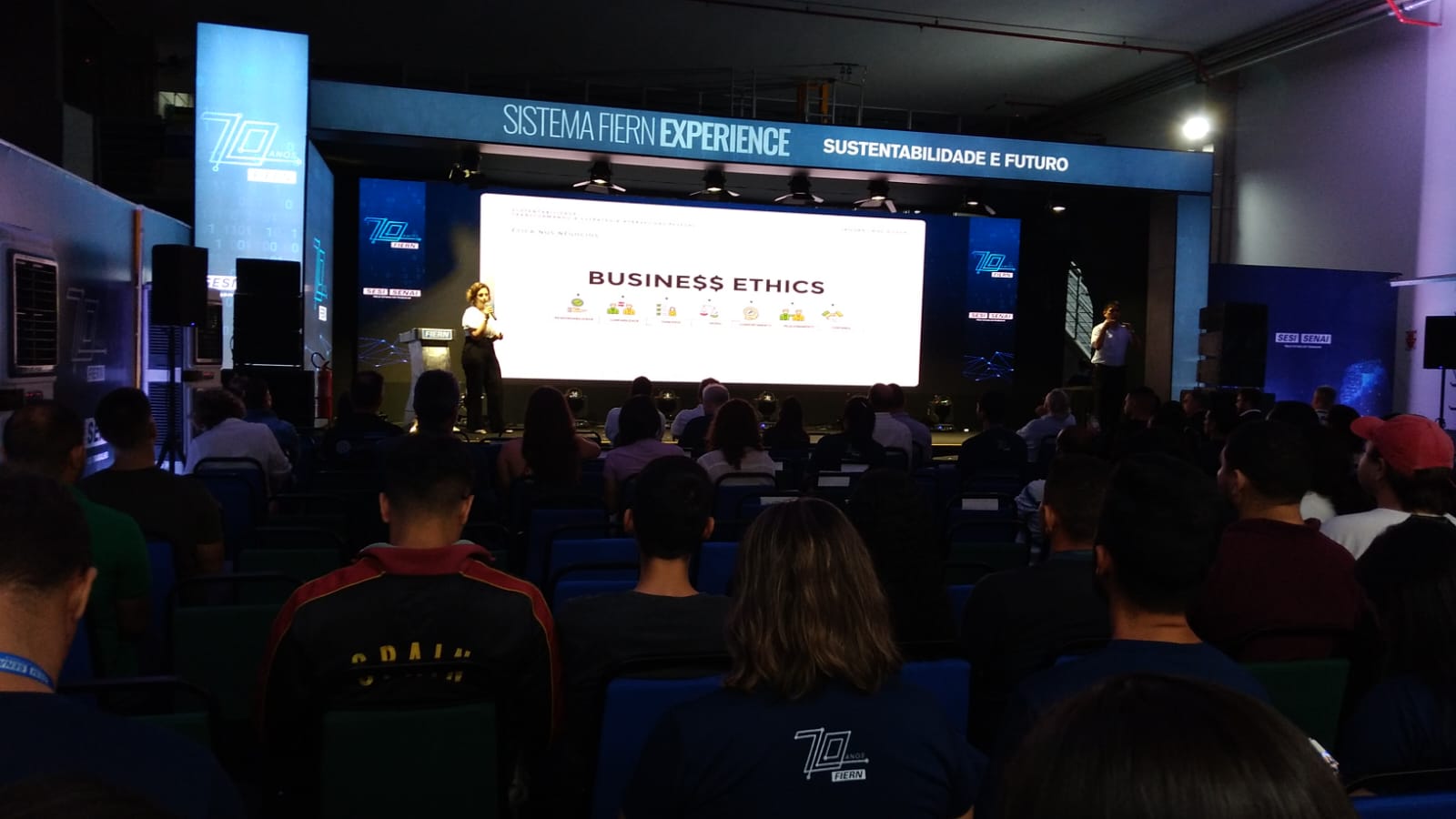Ética, sustentabilidade e gestão de pessoas são destaques na palestra da gestora Jaguar Land Rover