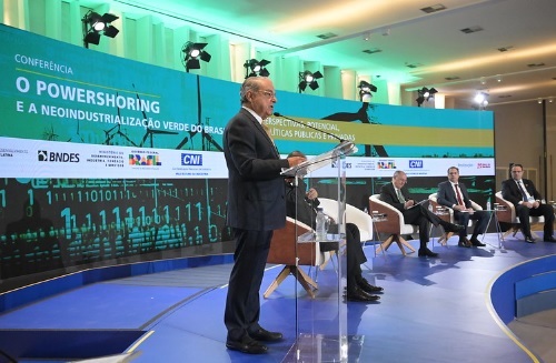 Neoindustrialização verde pode mudar futuro para melhor, diz presidente da CNI