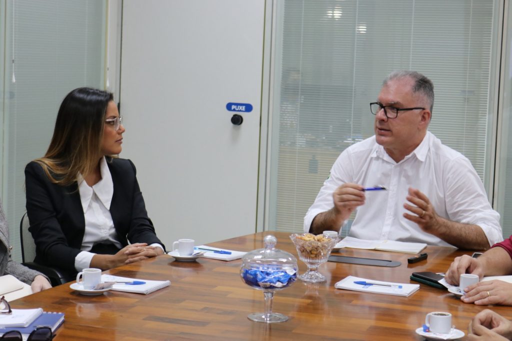 Diretor do SENAI-RN apresenta boas práticas em gestão e ações em pesquisa e inovação ao SENAI da Paraíba