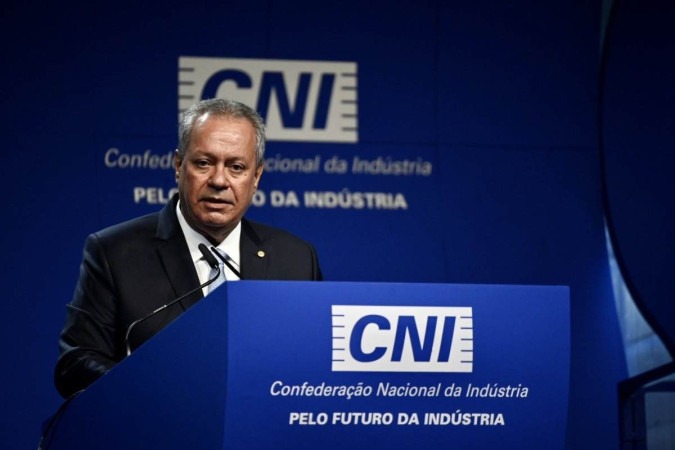 Industriais precisam de união e interação para defesa do setor, diz presidente da CNI