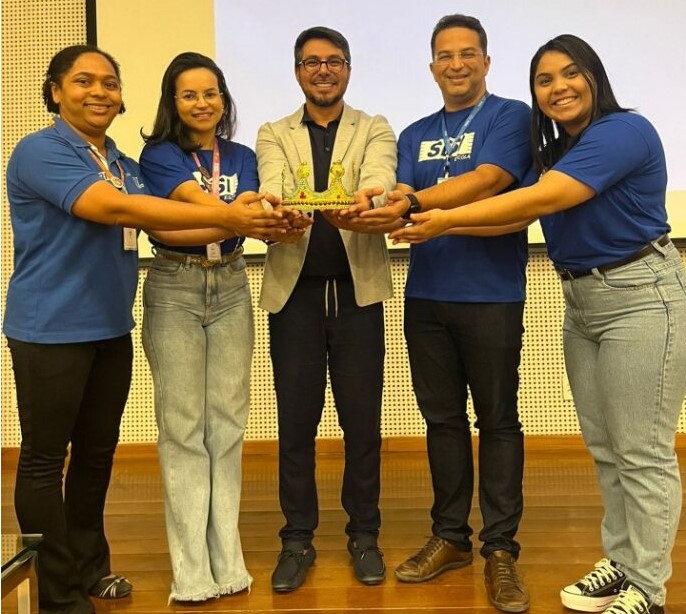 SESI Escola SGA tem palestra com o ‘educador das emoções’ Hilton Gomes