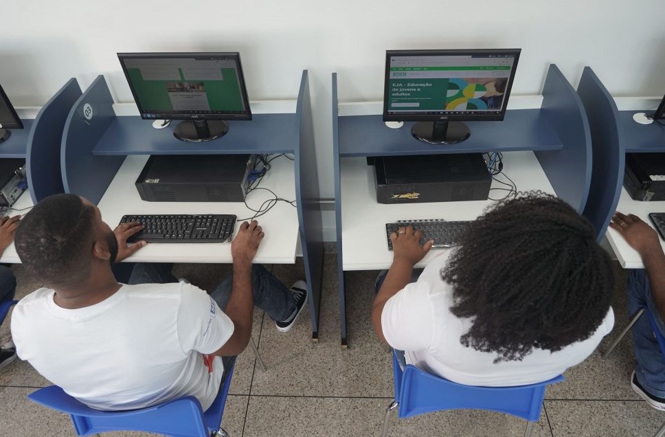 SESI Escola RN realiza pesquisa com concluintes e egressos do Ensino Médio e do EJA 2023
