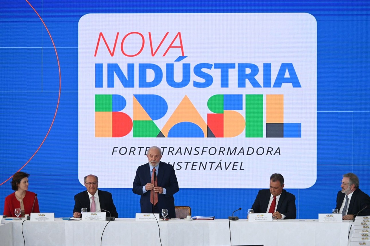Nova Indústria Brasil é instrumento moderno e fomentará neoindustrialização, avalia CNI