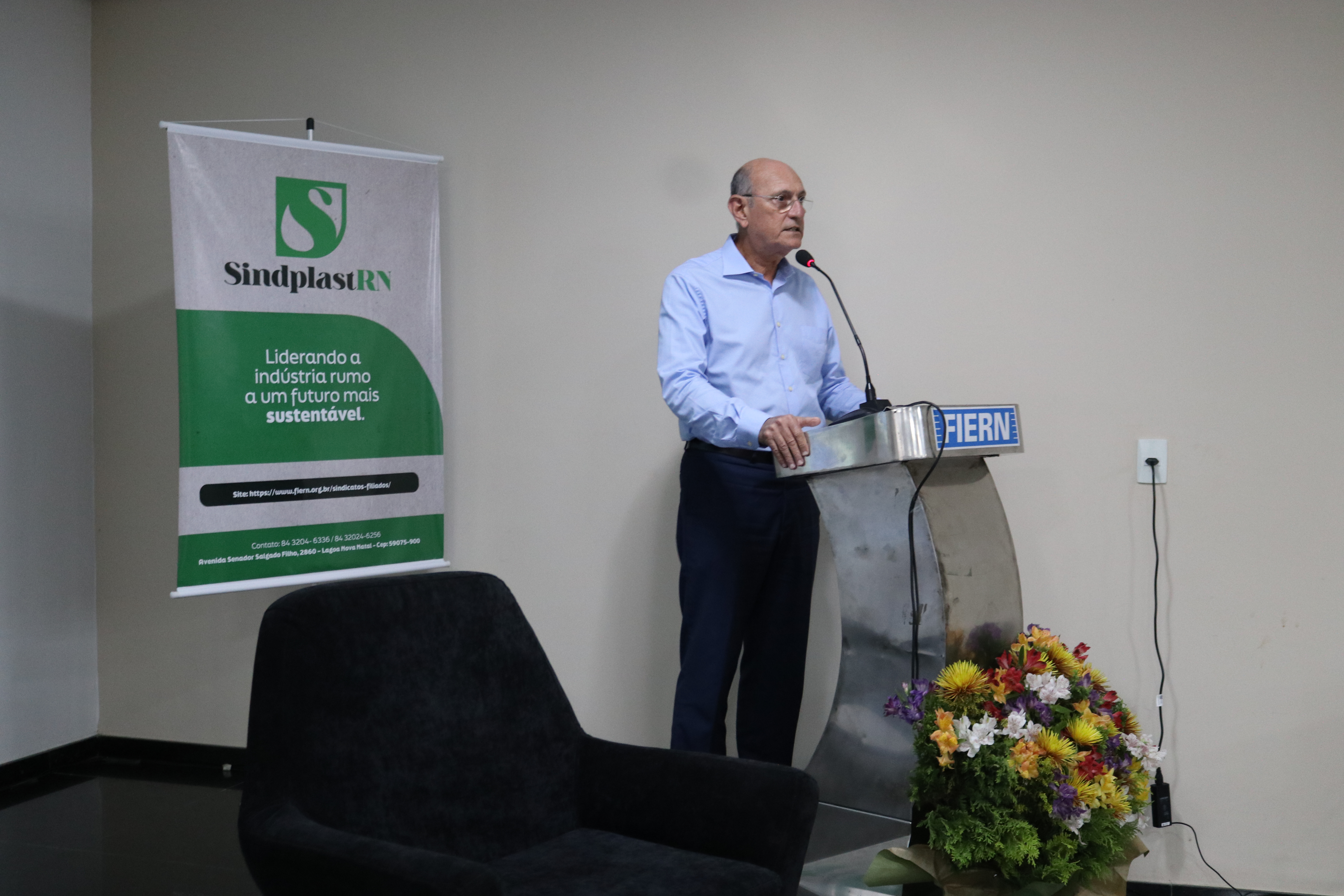 Inovação, tendências e desafios da indústria de plástico são foco de debate em evento do SINDIPLAST