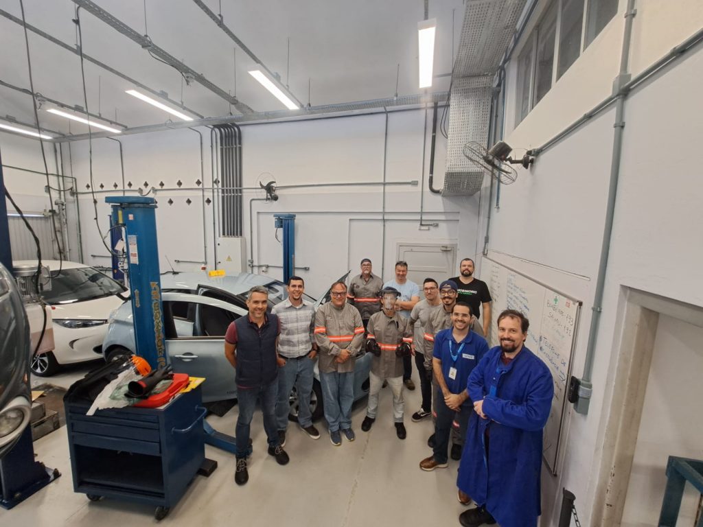 CTGAS-ER participa de treinamento final com Alemanha para cursos de eletromobilidade