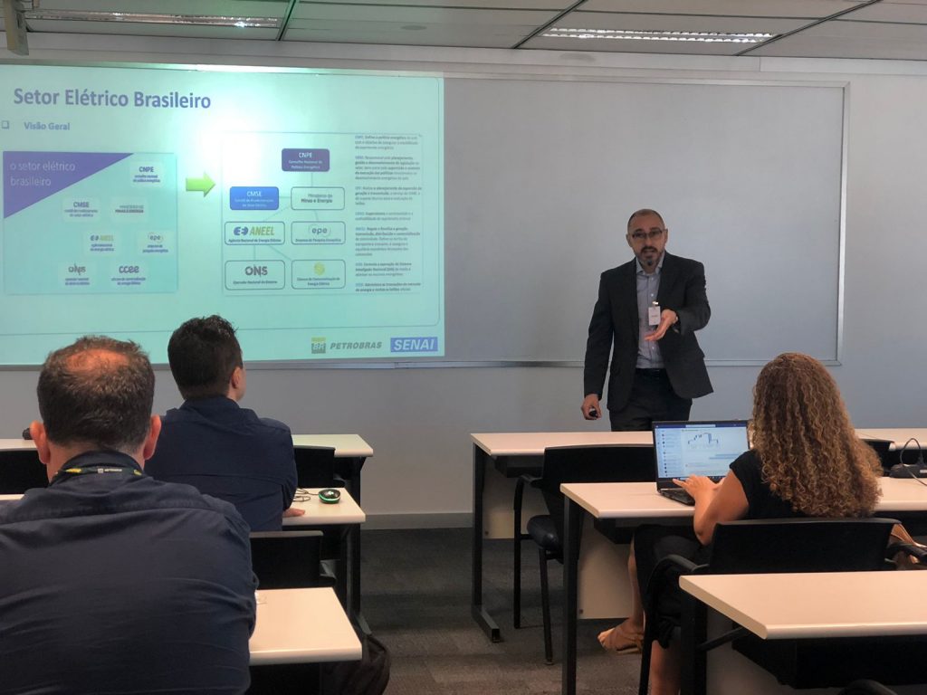 SENAI-RN e Petrobras concluem 1º curso de transição energética para líderes da companhia