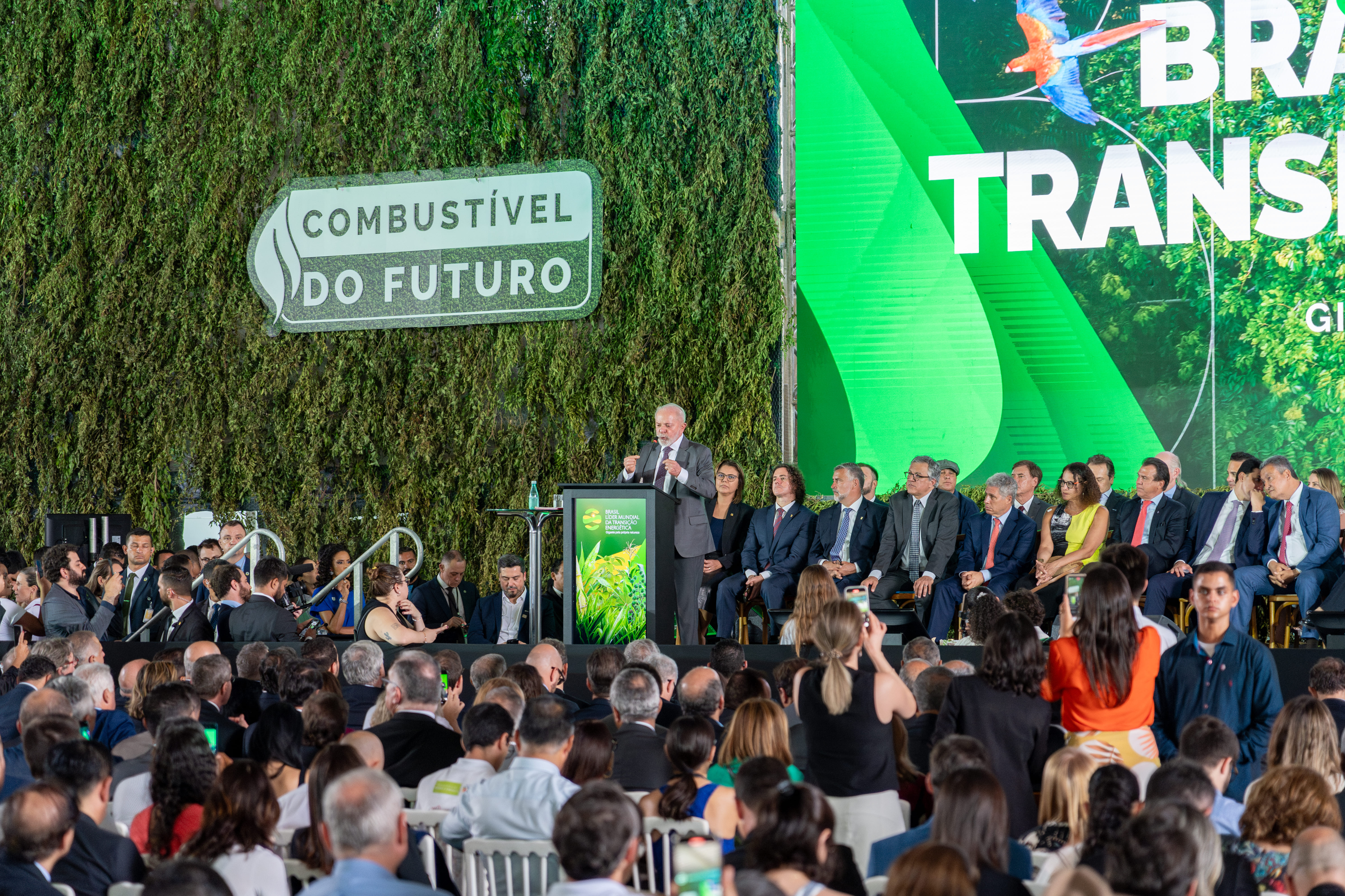 “Lei do Combustível do Futuro” fortalece atração de investimentos e ambiente de PD&I, diz ISI-ER
