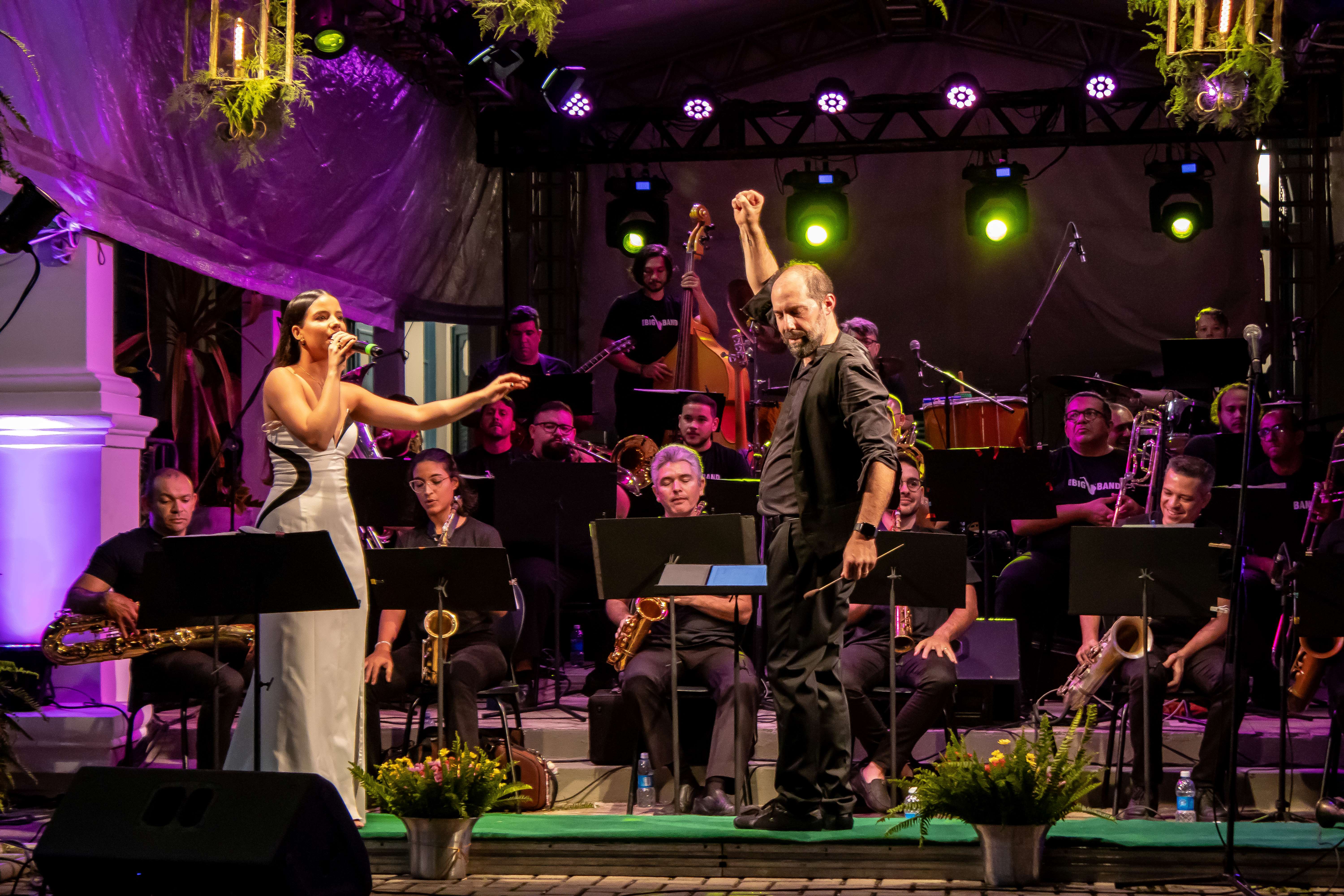Nesta sexta-feira tem show da SESI Big Band e Bia Gurgel em Caicó com artistas locais como convidados