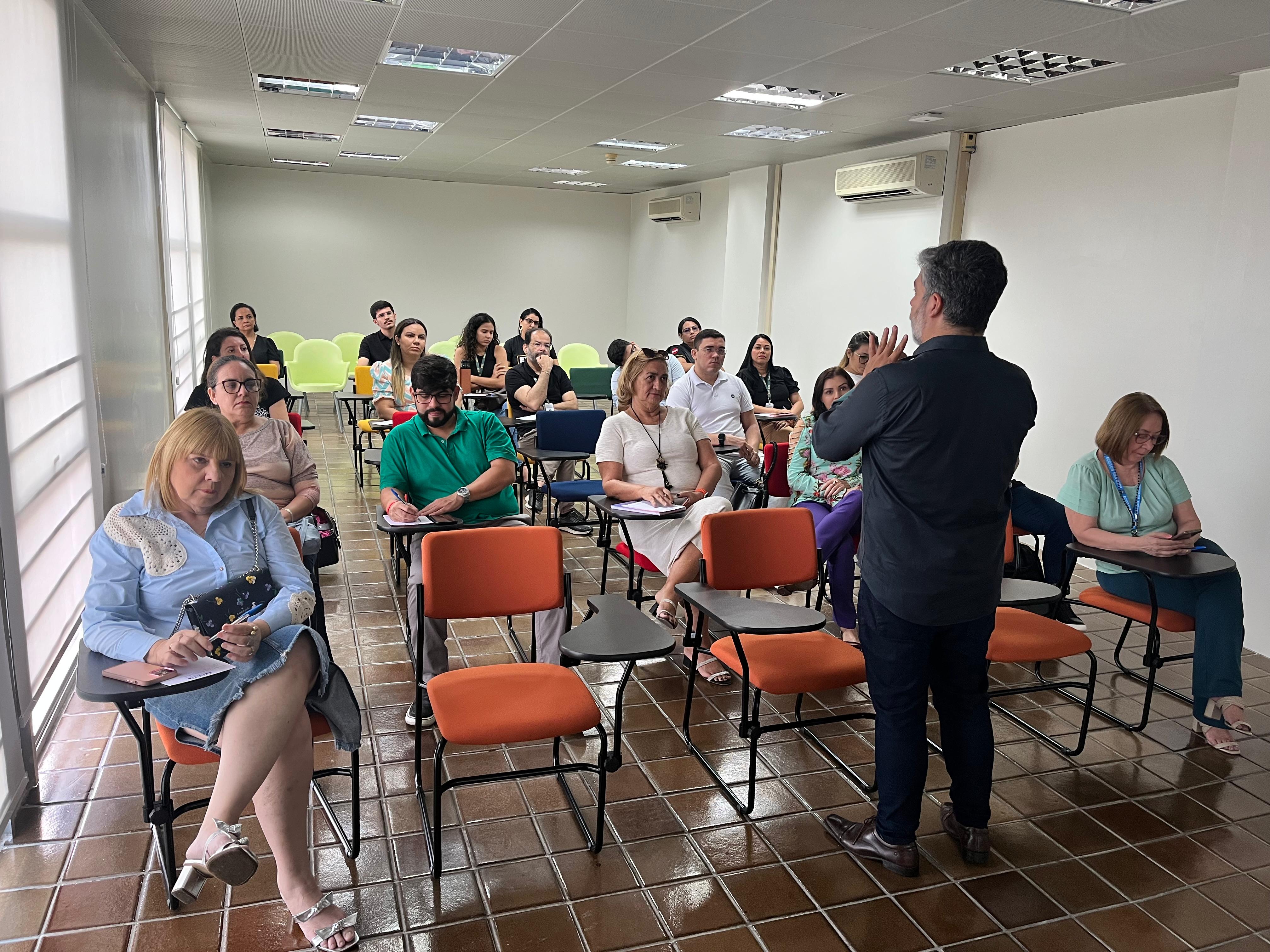 Oficina de Mercado e Vendas reúne empresários de panificação para fortalecer competitividade no RN