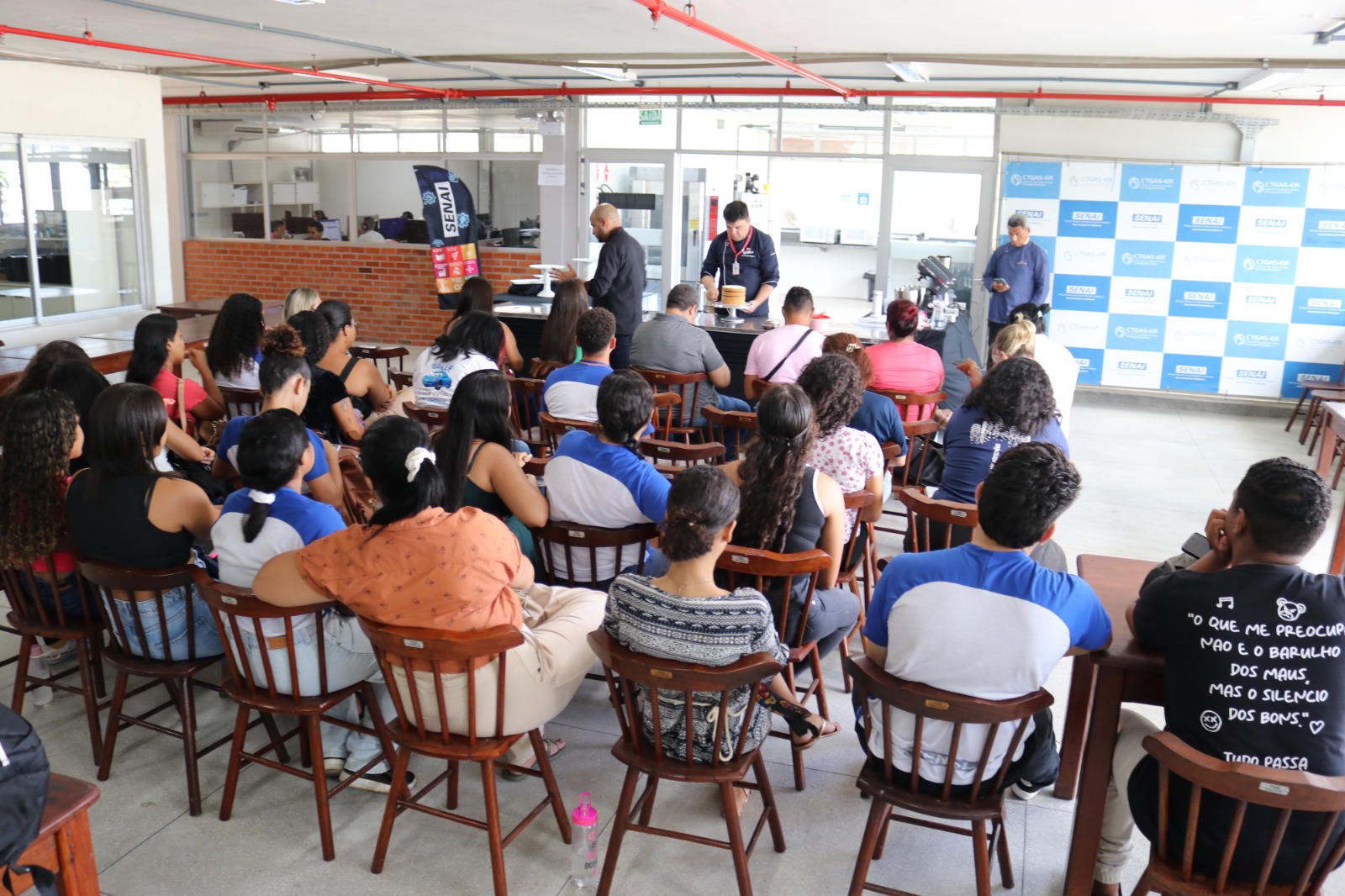 SENAI-RN promove aulas-show gratuitas em parceria com a Rich’s para impulsionar inovação no setor alimentício