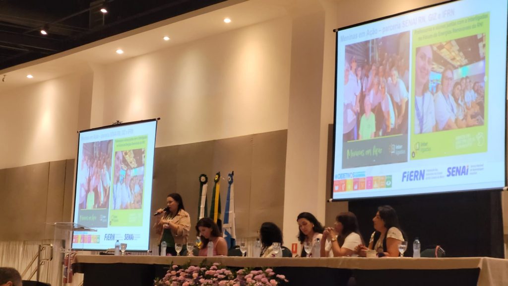 Durante encontro em Natal, SENAI-RN discute caminhos para estimular autonomia econômica das mulheres