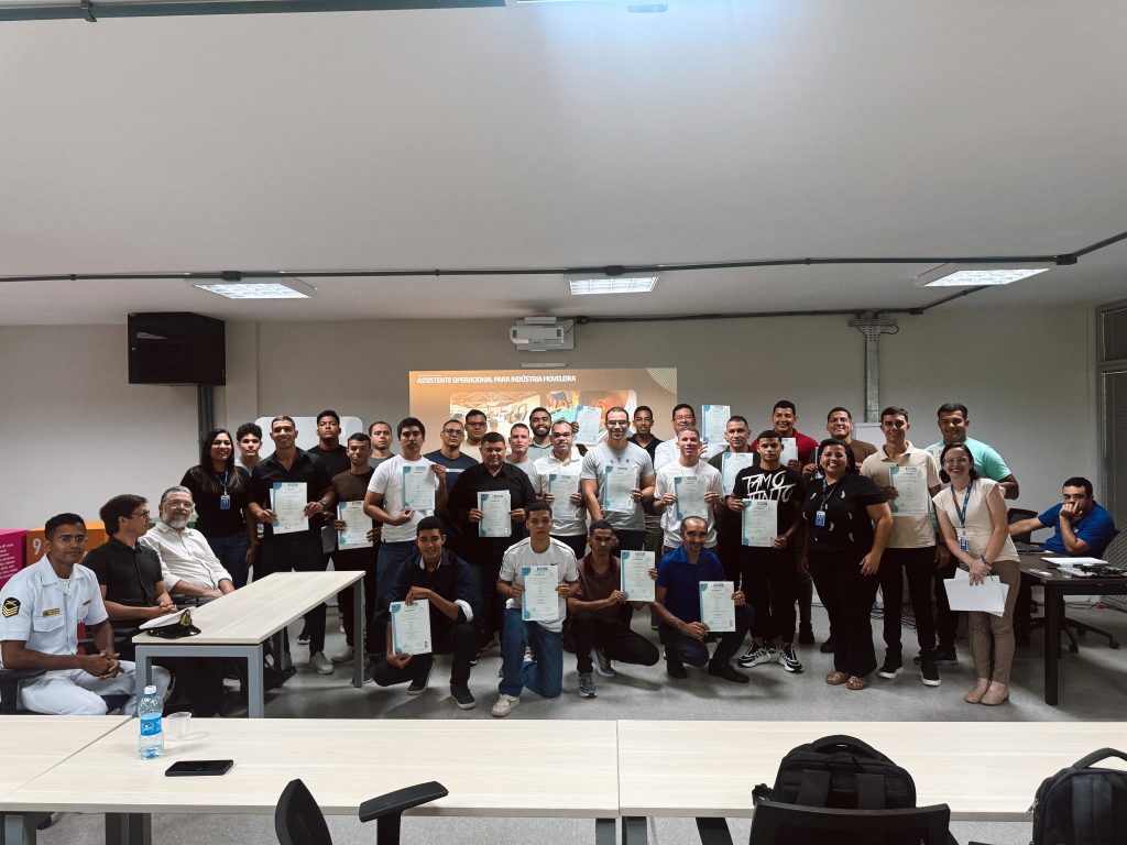 SENAI-RN, SINDIMÓVEIS e Marinha do Brasil formam profissionais para a Indústria Moveleira
