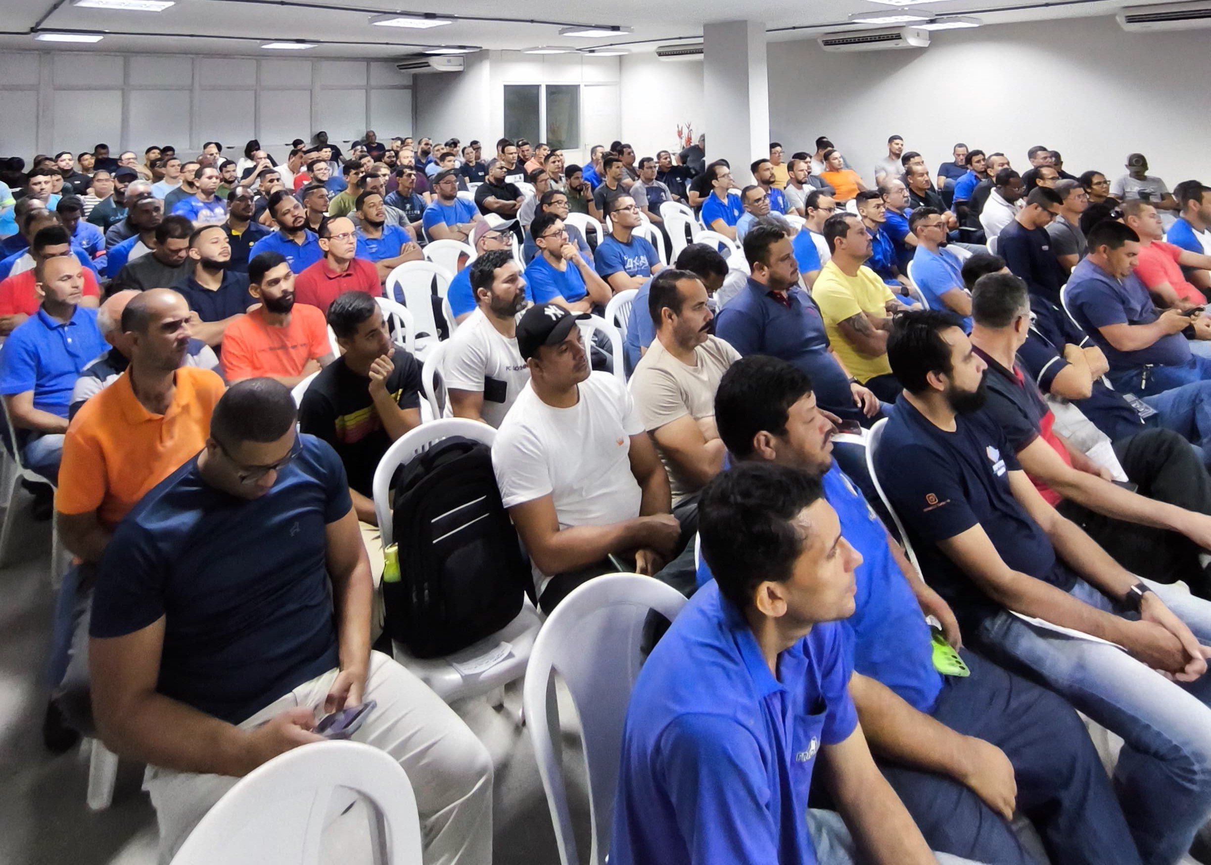 LG realiza roadshow de treinamento para instaladores no SENAI CTGAS-ER