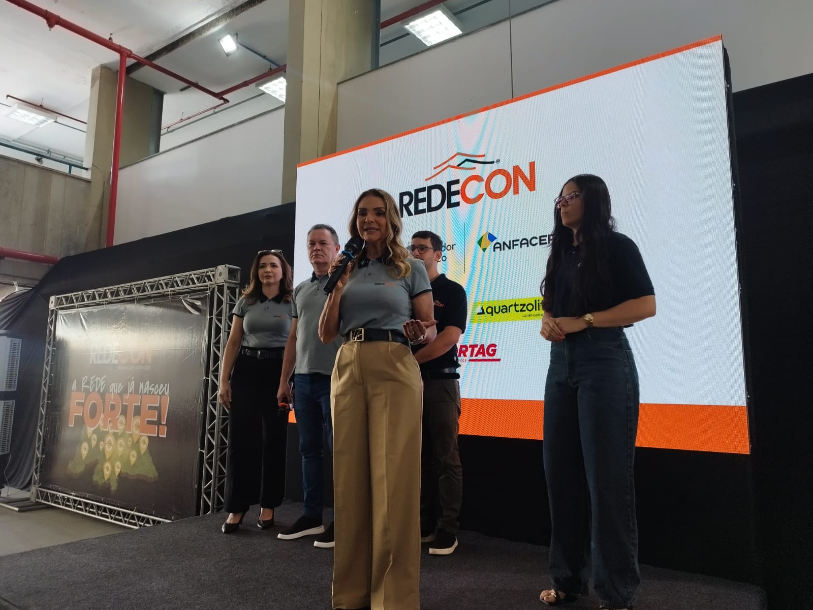 SENAI-RN, REDECON e Central do Assentador promovem workshop sobre porcelanatos em grandes formatos em Natal