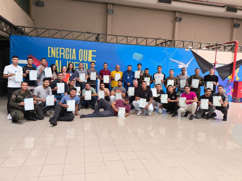 SENAI-RN e SINDUSCON formam duas turmas de Eletricidade Predial