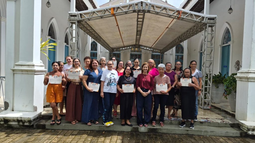SESI-RN conclui segunda turma do curso de confecção de bolsas em fio de malha no Solar Bela Vista