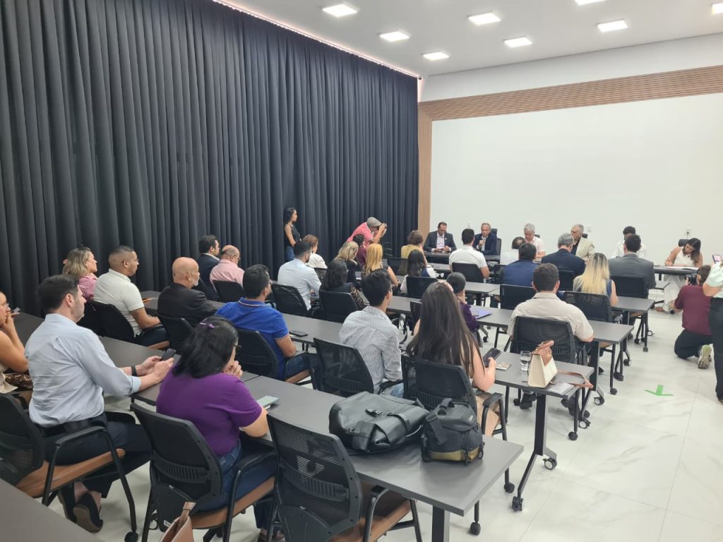Vice-presidente da FIERN participa de reunião sobre retomada de voos comerciais para Mossoró