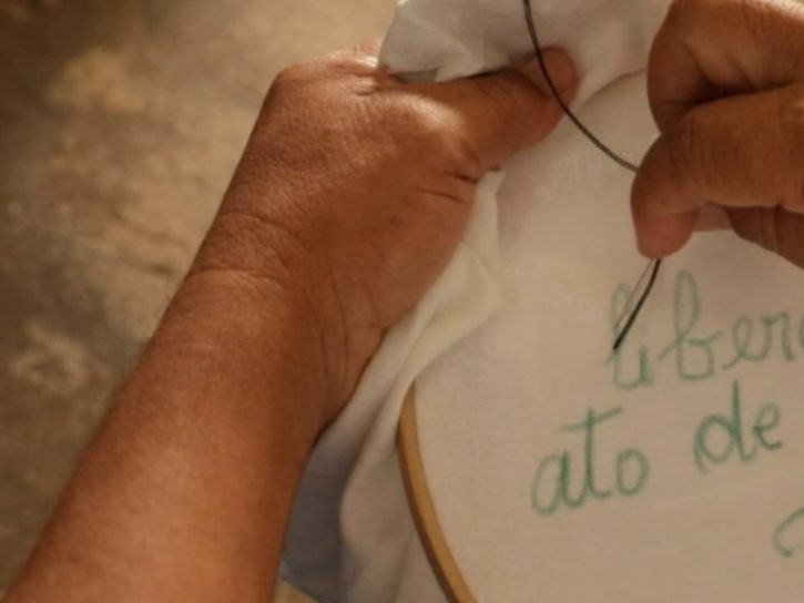 Ginga Moda: Projeto Tecendo Liberdades apresenta a coleção Revoada, desenvolvida no sistema prisional do RN